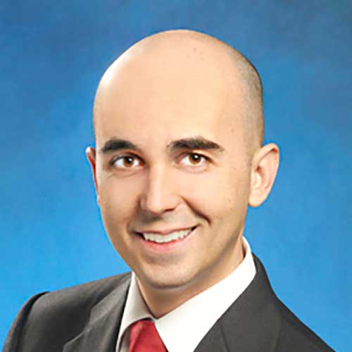 Headshot of Moises santos