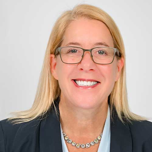 Headshot of Caroline Smith